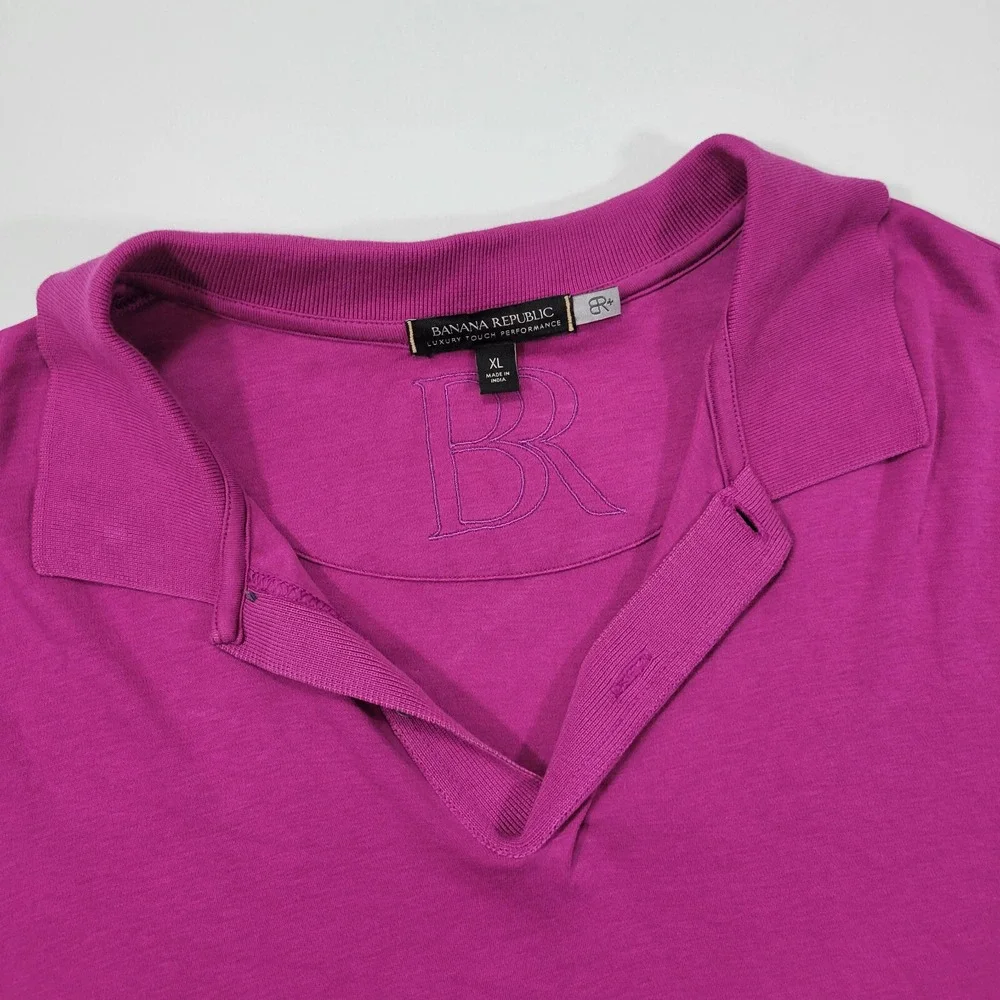 Banana Republic Men's Luxury Touch Performance Polo Purple BR+ Size XL‎